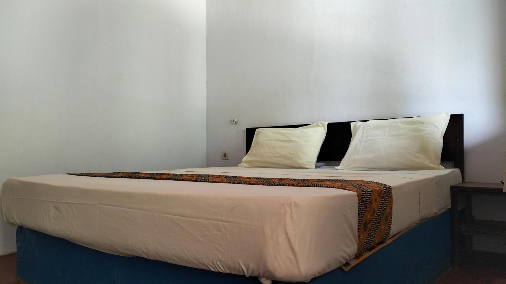Palm Homestay Kuta Kuta  Экстерьер фото