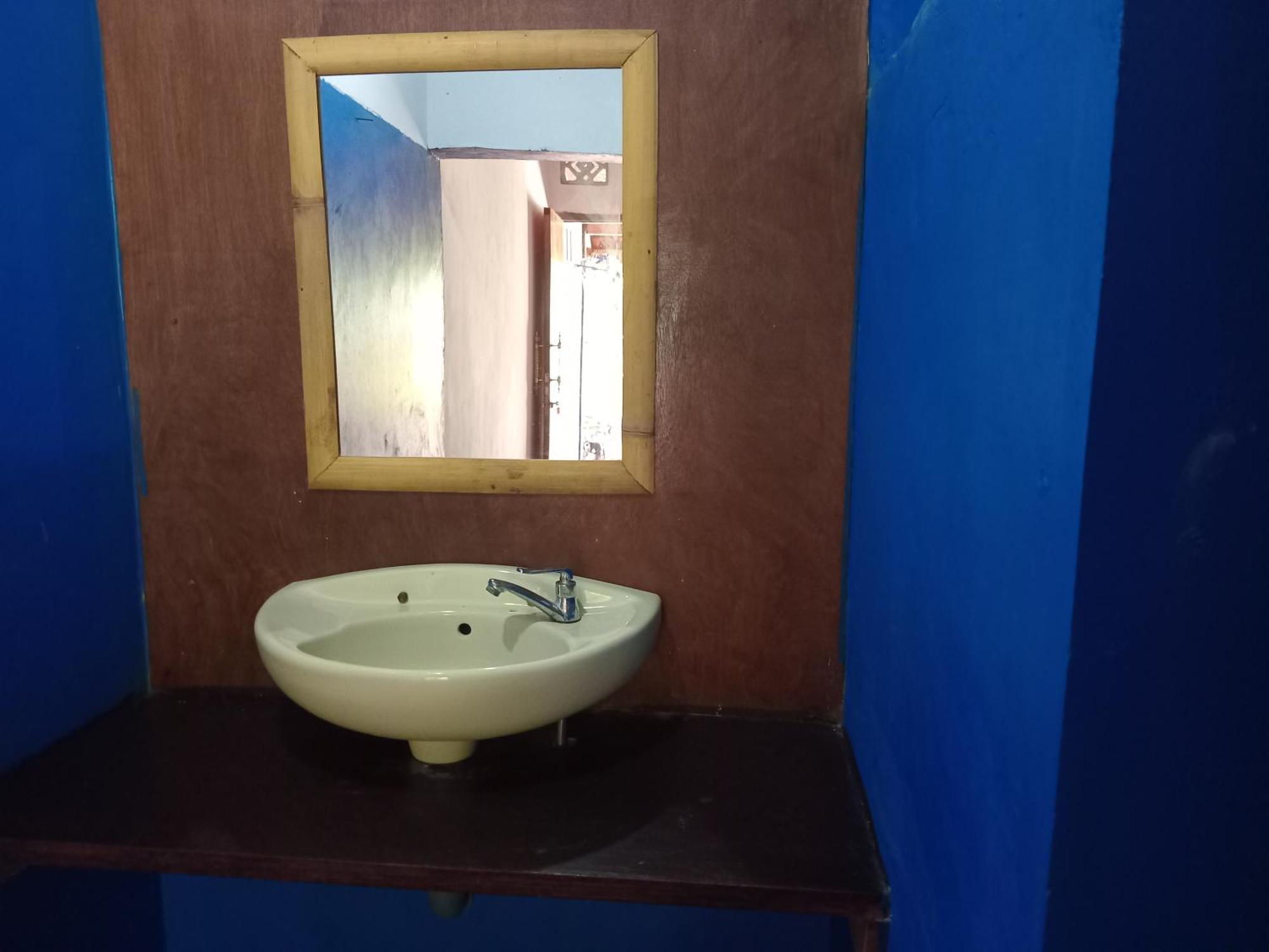 Palm Homestay Kuta Kuta  Экстерьер фото
